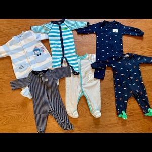 EUC Baby boy sleeper bundle 3 months. Carter’s,